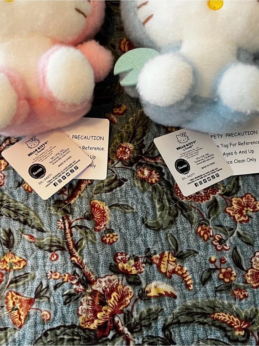 Hello Kitty nwt measurements